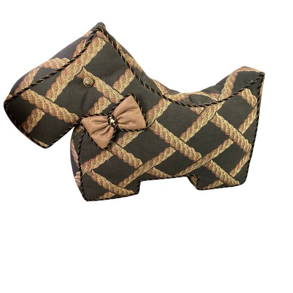 Scottie Dog Pillow Unique Black & Tan with Bow 16" x 13" - Picture 1 of 6